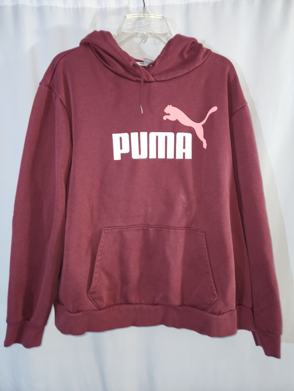 Puma Women's Maroon Crewneck Hoodie #athletic #gym #everyday #playful #outdoors